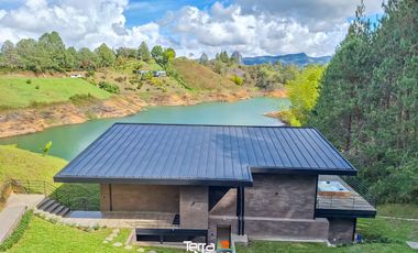 Hermosa finca con acceso al embalse en venta El Peñol