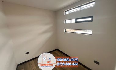 AMPLIA CASA DE CINCO DORMITORIOS EN VENTA, Sector Sudamericano Ricaurte C1432