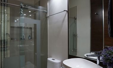 Casa moderna en Venta frente a parque dentro de Valle Real