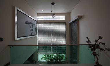 Casa moderna en Venta frente a parque dentro de Valle Real