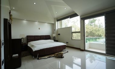 Casa moderna en Venta frente a parque dentro de Valle Real