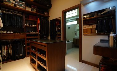 Casa moderna en Venta frente a parque dentro de Valle Real