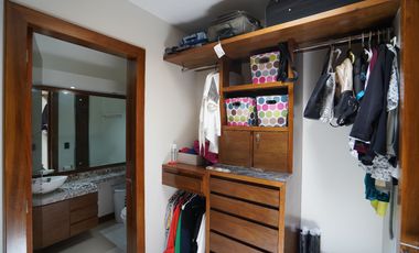 Casa moderna en Venta frente a parque dentro de Valle Real