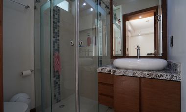Casa moderna en Venta frente a parque dentro de Valle Real