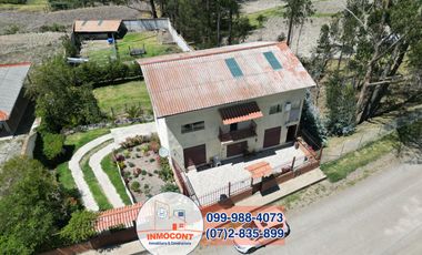AMPLIA CASA RENTERA CON AREA VERDE Y JARDINES, Sector La Raya Ricaurte C1433