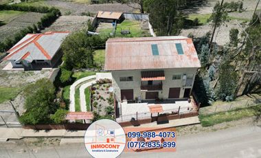 AMPLIA CASA RENTERA CON AREA VERDE Y JARDINES, Sector La Raya Ricaurte C1433