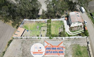 AMPLIA CASA RENTERA CON AREA VERDE Y JARDINES, Sector La Raya Ricaurte C1433