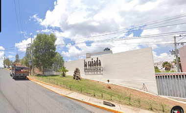 Casa en Fraccionamiento Ubicada en Privada la cañada con 3 Recamaras y 120m2 a unos minutos de Unid Campo Zacatecas.