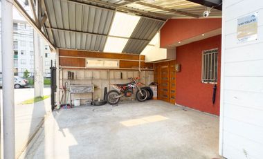 Casa en condominio sector Lomas Coloradas · Venta $130.000.000