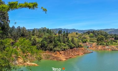Cabaña en unidad cerrada de alto nivel en venta Guatapé