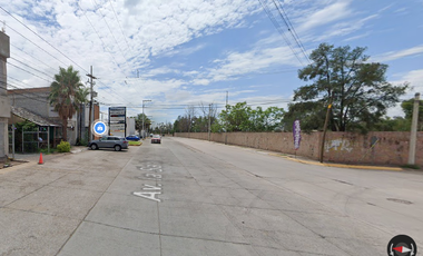 Casa en Fraccionamiento en colonia Colinas Del Saltito con 3 Recamaras y 186m2,  entre Av. La Salle y a unos minutos de Plaza Preparatoria Guadiana.