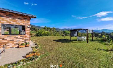 Finca con hermosa vista panorámica en venta Guatapé