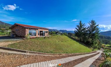 Finca con hermosa vista panorámica en venta Guatapé