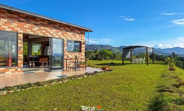 Finca con hermosa vista panorámica en venta Guatapé