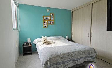 Apartamento de 2 alcobas y estudio en venta. Sabaneta - Las Lomitas