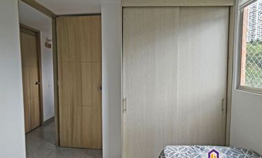 Apartamento de 2 alcobas y estudio en venta. Sabaneta - Las Lomitas