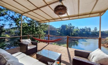 Finca con hermosa vista y acceso directo al embalse en venta Guatapé