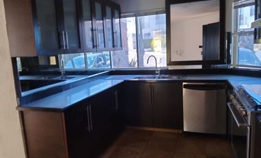 Casa en condominio en Renta en Bosques de Tarango