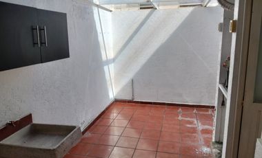 Casa en condominio en Renta en Bosques de Tarango