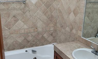 Casa en condominio en Renta en Bosques de Tarango