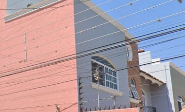 VENTA DE CASA EN TLAYACAPAN, JALISCO