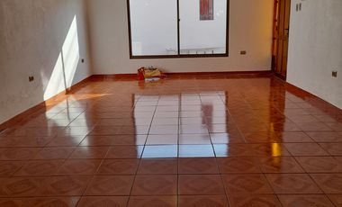 Casa en VENTA buen sector en Arica