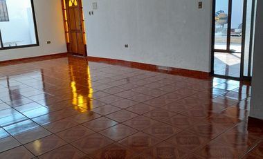 Casa en VENTA buen sector en Arica