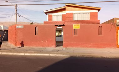 Casa en VENTA buen sector en Arica