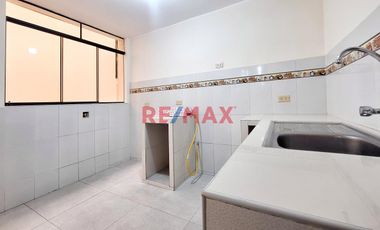 ¡Departamento En Venta! 1Er Piso En Urb. Previ Bocanegra - Callao