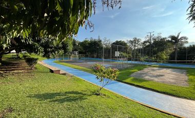 VENDOHERMOSA CASA EN BULEVAR DE LAS VILLAS PEREIRA
