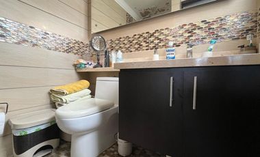 VENDOHERMOSA CASA EN BULEVAR DE LAS VILLAS PEREIRA