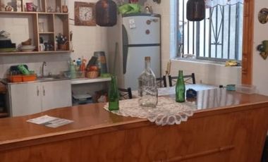 VENDE CASA PAREADA  de 2 pisos EN LINARES