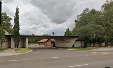 Casa en Fraccionamiento Ubicada en  colonia Villas Campestre con 4 Recamaras y 600m2 entre Av.  Blvd Domingo Arrieta, a unos minutos de Universidad Te