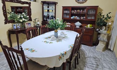 VENDO CASO - DEPARTAMENTO DE UN PISO EN EL CENTRO DE PIURA
