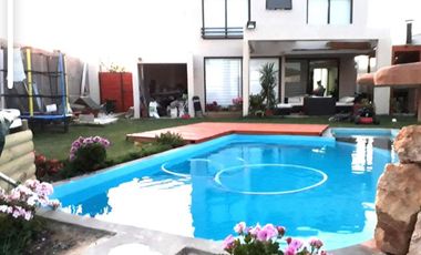 HERMOSA CASA INDEPENDIENTE. EXCLUSIVO SECTOR LOMAS DEL SOL QUILPUÉ
