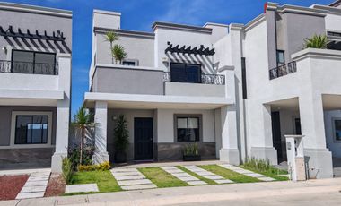 HERMOSA CASA DE TRES RECAMARAS CON CISTERNA DENTRO DE PRIVADA EN PACHUCA