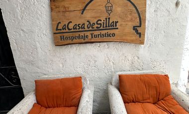 EXCELENTE CASONA UBICADA EN PLENO CENTRO HISTORICO