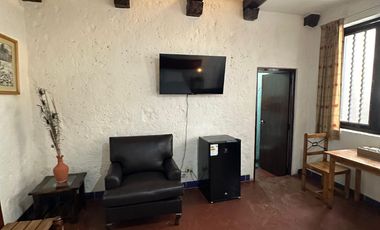 EXCELENTE CASONA UBICADA EN PLENO CENTRO HISTORICO