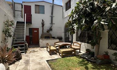 EXCELENTE CASONA UBICADA EN PLENO CENTRO HISTORICO