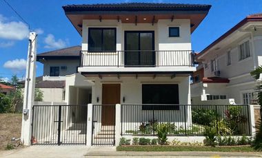 Contemporary 3-Bedroom House & Lot in Silang