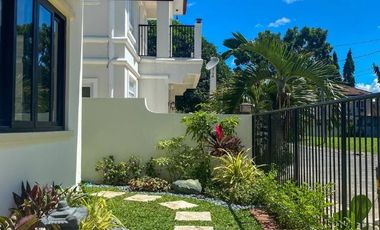 Contemporary 3-Bedroom House & Lot in Silang