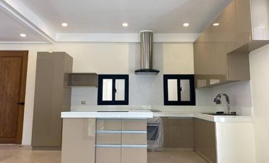 Contemporary 3-Bedroom House & Lot in Silang