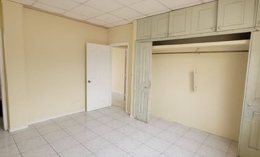 En venta casa esquinera ubicada en el Tornero, sector UESS, via Samborondon