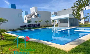 Casa en venta con jardín privado y vista a las áreas comunes