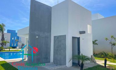 Casa en venta con jardín privado y vista a las áreas comunes