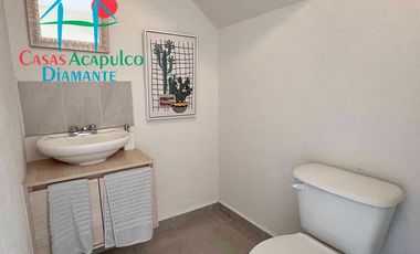 Casa en venta con jardín privado y vista a las áreas comunes