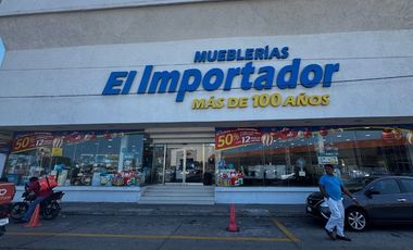 LOCAL COMERCIAL EN VENTA FRENTE A PLAZA CRYSTAL | ARLETTE FLORES