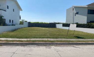 VENTA DE TERRENO EN FRACC. PARAÍSO COUNTRY CLUB, CUERNAVACA, MORELOS.