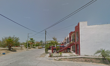 CASA EN VENTA! CALLE PLAYA DE ORO, LOS TAMARINDOS, JALISCO