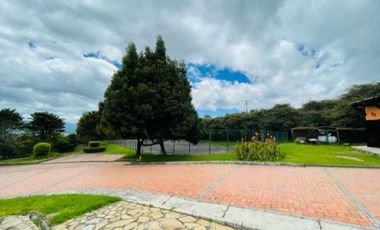 Espectacular Casa Macadamia- Vía La Calera 430 m2